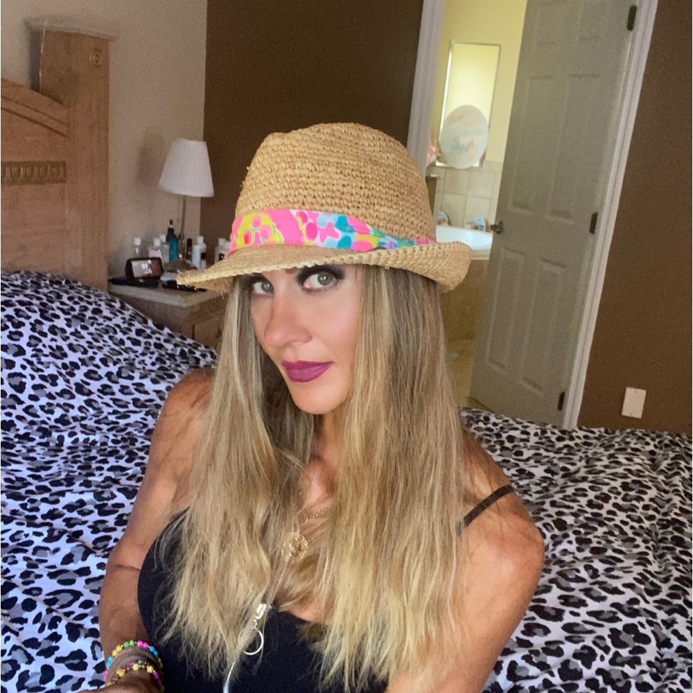 Lilly Pulitzer straw hat